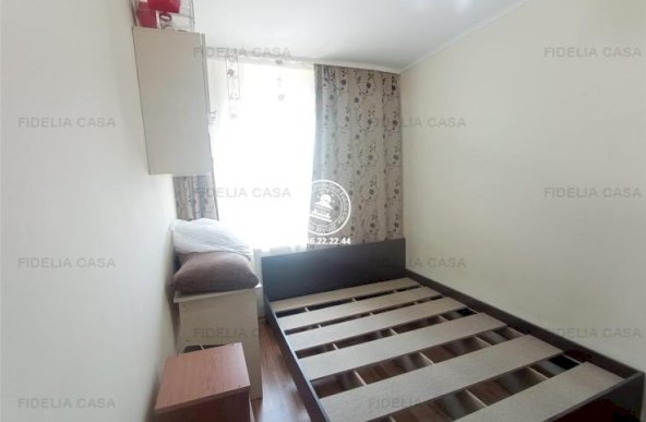 Vanzare apartament 3 camere, Podu Ros, Iasi