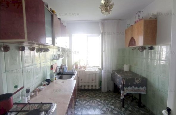 Vanzare apartament 3 camere, Cantemir, Iasi