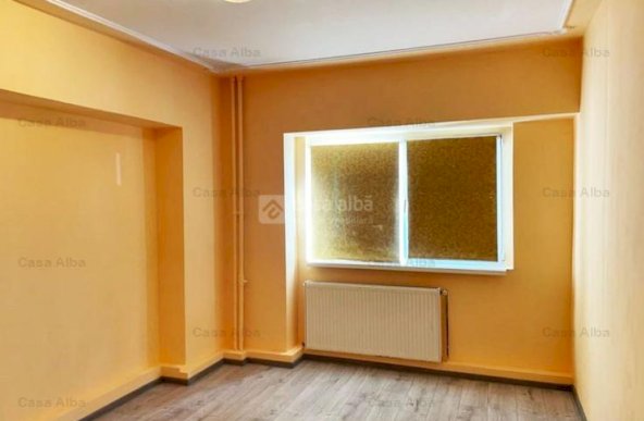 Pacurari - apartament cu 3 camere, recent renovat, nemobilat