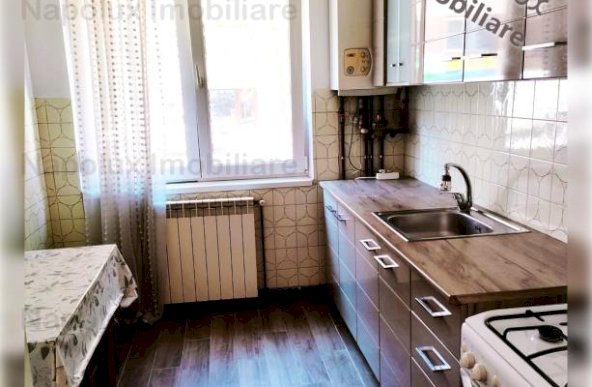 Apartament 2 camere zona strazii Horea