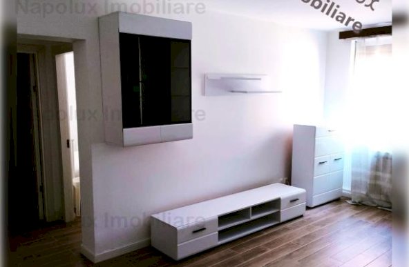 Apartament 2 camere zona strazii Horea