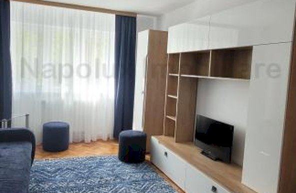 Apartament 3 camere, zona strazii Micus