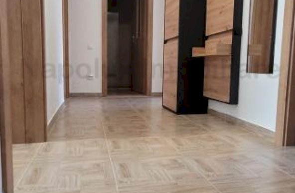 Apartament 3 camere, zona strazii Micus