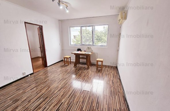 Vanzare apartament 2 camere, zona Malu Rosu