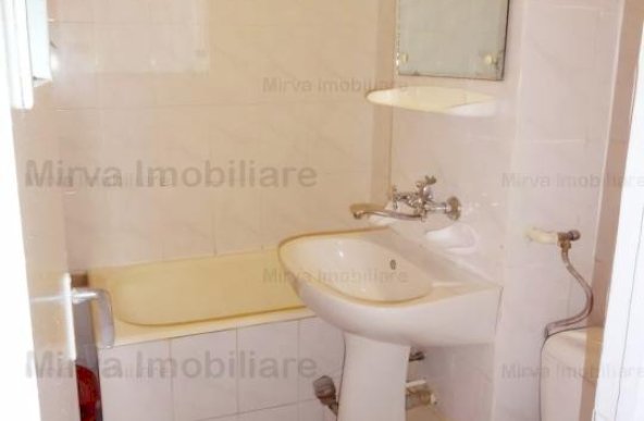 Inchiriere apartament 2 camere, mobilat si utilat, zona Vest-Aurora