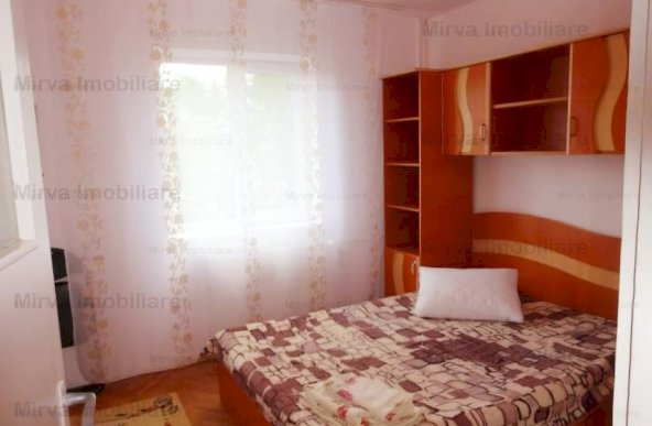 Inchiriere apartament 2 camere, mobilat si utilat, zona Vest-Aurora