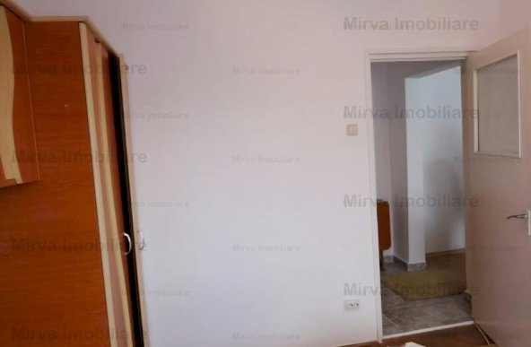 Inchiriere apartament 2 camere, mobilat si utilat, zona Vest-Aurora