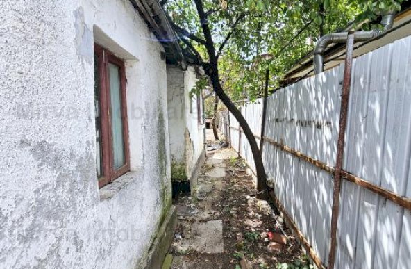 Vanzare casa 5 camere, necesita renovare, zona Transilvaniei