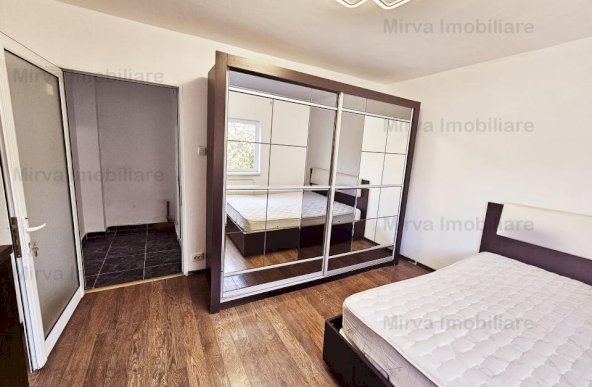 Vanzare apartament 2 camere, decomandat, zona Mihai Bravu