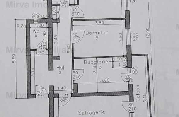 Vanzare apartament 3 camere, 2 bai, zona Republicii-Caraiman