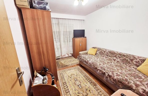 Vanzare apartament 3 camere, 2 bai, etaj 1, zona Cantacuzino