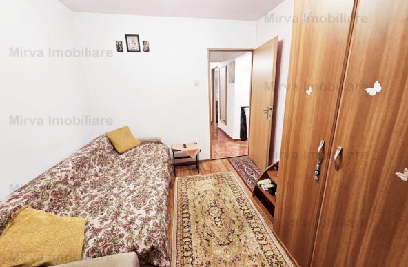 Vanzare apartament 3 camere, 2 bai, etaj 1, zona Cantacuzino