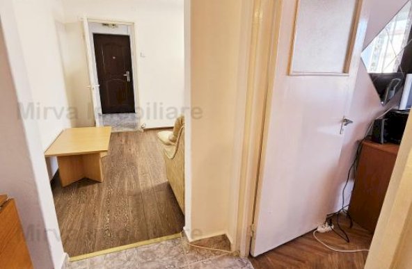 Inchiriere apartament 2 camere, mobilat si utilat, zona Vest-Aurora