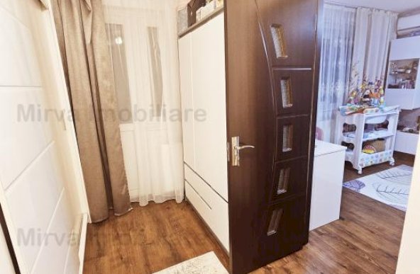 Vanzare apartament 2 camere, mobilat si utilat, zona Vest-Kaufland