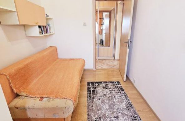 Inchiriere apartament 3 camere, mobilat si utilat, zona 9 Mai