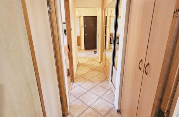 Inchiriere apartament 3 camere, mobilat si utilat, zona 9 Mai