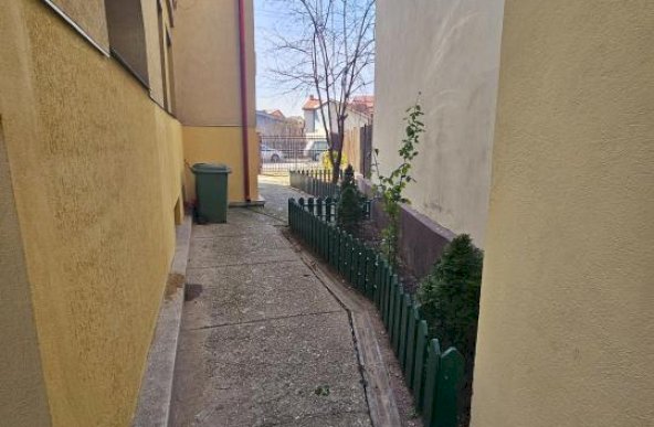 Inchiriere spatiu birouri, P+M, 5 camere, utilitati incluse, zona Centrala