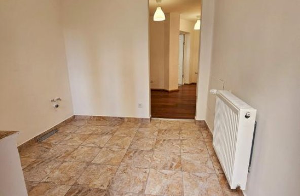 Inchiriere spatiu birouri, P+M, 5 camere, utilitati incluse, zona Centrala