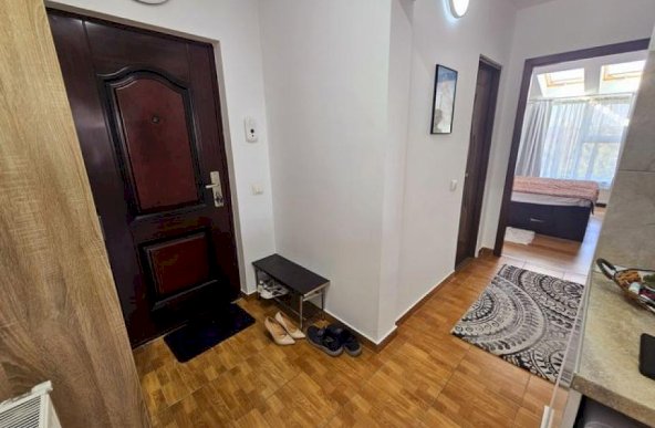 Vanzare apartament 3 camere, bloc cu acoperis, loc de parcare, zona Pictor Rosenthal