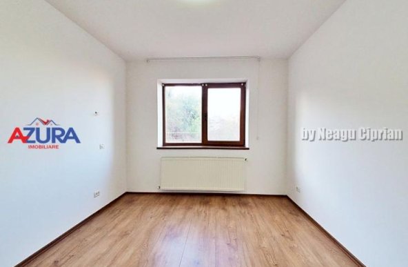 AZURA Imobiliare - Ap 3 camere + Garaj, Et 3, ULTRACENTRAL, Bloc Nou