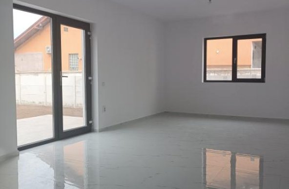 Vila 4 camere Domnesti