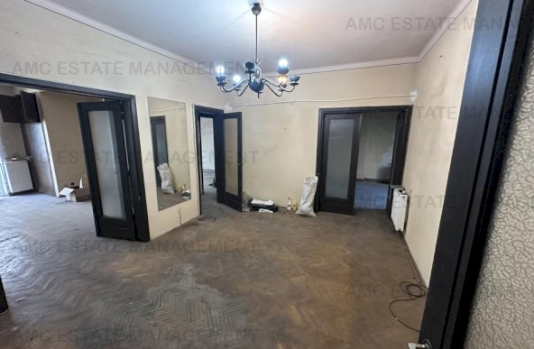 De vanzare 4 camere str Ion Campineanu - Victoriei - vis-avis de hotel NOVOTEL