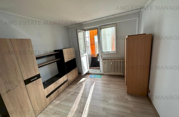 De vanzare 2 camere Mobilat Utilat - Brancoveanu