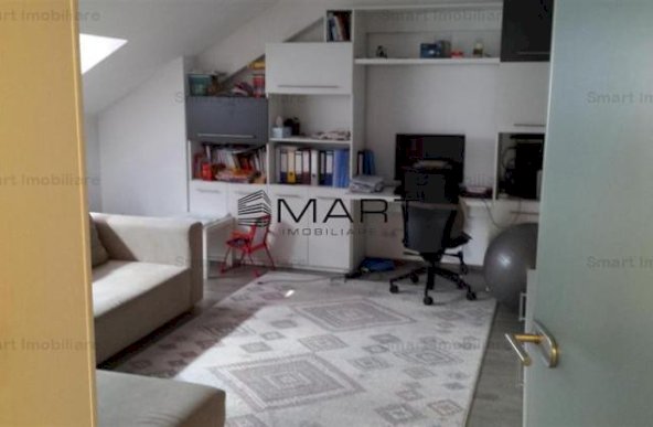 Apartament 3 camere decomandat zona Terezian