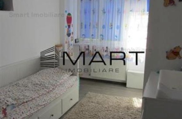 Apartament 3 camere decomandat zona Terezian