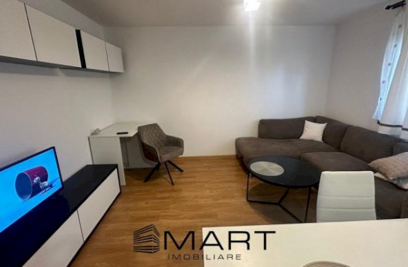  Apartament 2 camere decomandate zona Tractorul CORESI