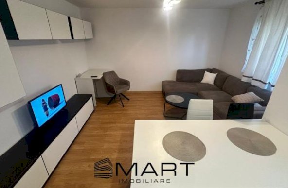  Apartament 2 camere decomandate zona Tractorul CORESI