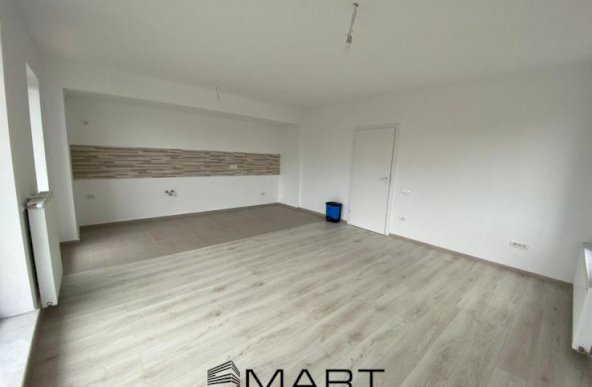 Apartament 2 camere, zona Tractorul