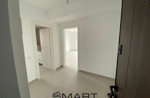 Apartament 2 camere, zona Tractorul