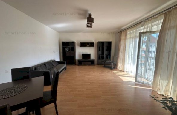 Apartament 3 camere decomandate, 2 bai zona Strand