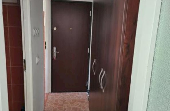 Apartament spatios cu 2 camere zona Astra