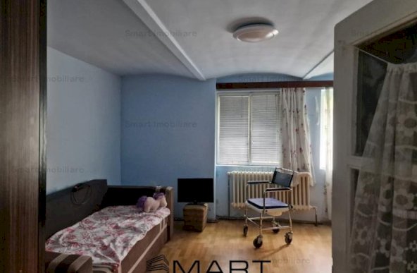 Apartament 4 camere la casa + 155mp teren zona Terezian