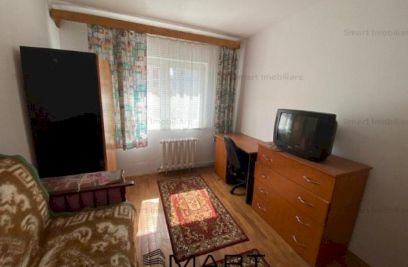 Apartament 3 camere, 2 bai, 2 balcoane si pivnita, decomandat  Turnisor