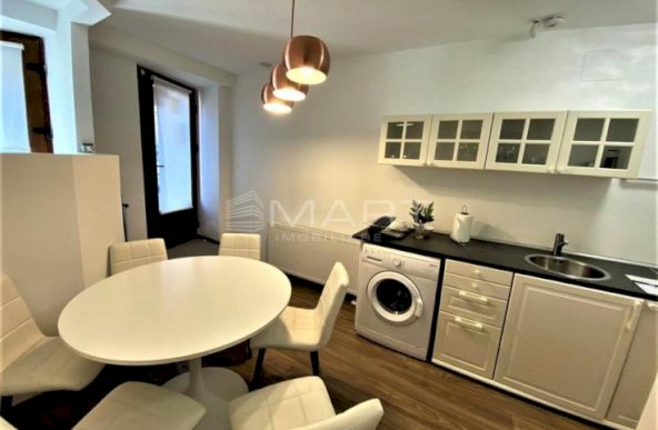 Apartament la casa zona Centrul Istoric