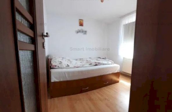 Apartament 2 camre recent renovat cu balcon, zona Mihai Viteazu