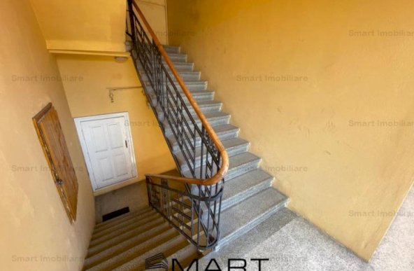 Apartament 3 camere semidecomandate, Centrul Istoric