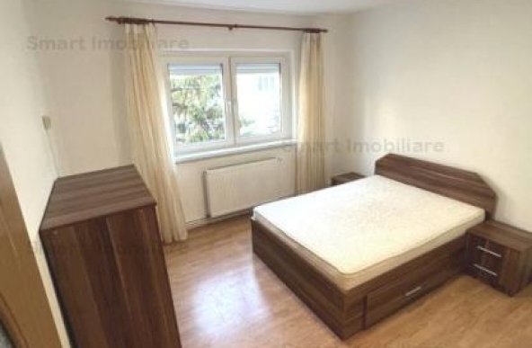 Apartament 2 camere decomandate zona Siretului