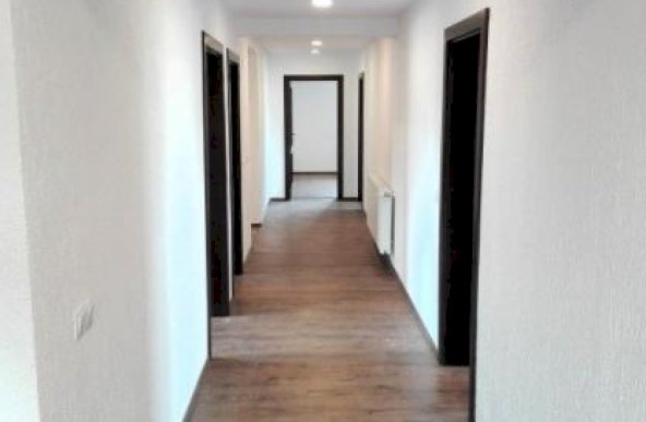 Apartament 4 camere 121mp zona Padurea Dumbrava