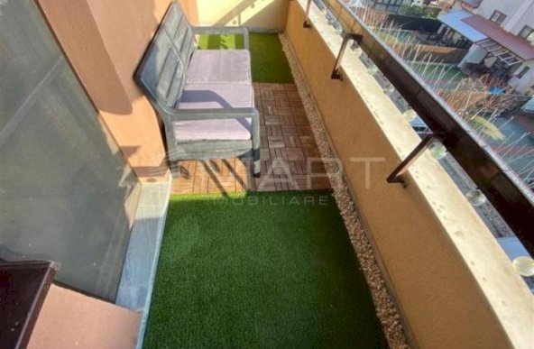 Apartament 3 camere zona Tractorul