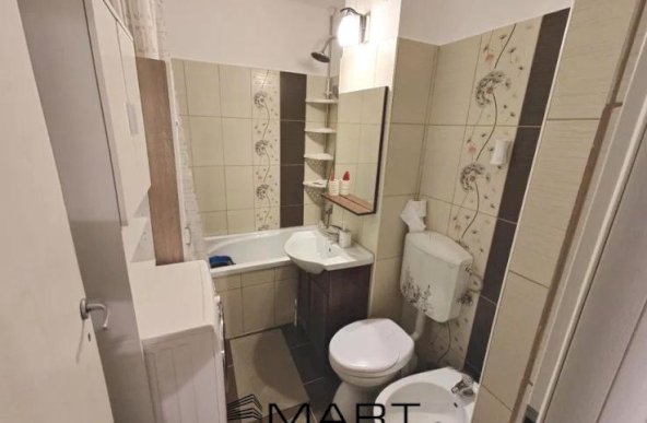 Apartament 2 camere decomandate zona Vasile Aaron