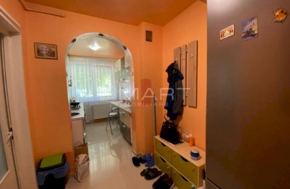 Apartament cu 2 camere, parter zona Piata Rahovei