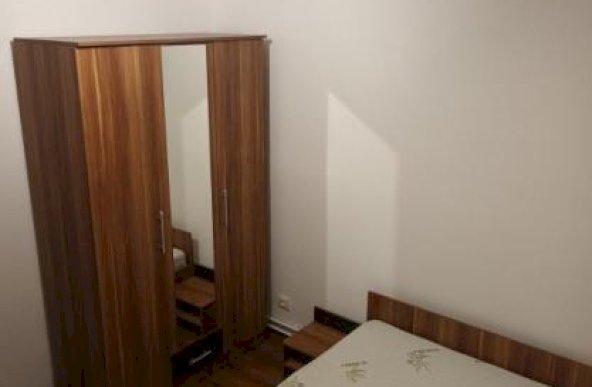 Apartament 3 Camere, Vasile Aaron, 57mp, Renovat Recent, Utilat si Mobilat