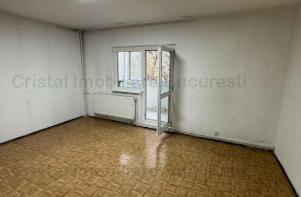 Apartament 2 camere, Bld, Brancoveanu, Cu Centrala proprie. 
