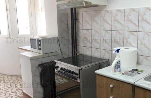 Inchiriez apartament 2 camere pe Bulevardul Unirii, Zepter