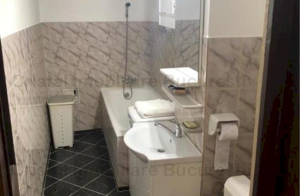 Inchiriez apartament 2 camere pe Bulevardul Unirii, Zepter