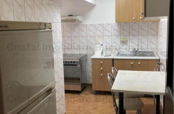 Inchiriez apartament 2 camere pe Bulevardul Unirii, Zepter